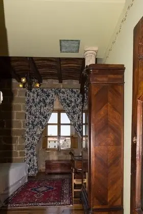 Superior Tek Büyük Yataklı Oda (King size con Jacuzzi)