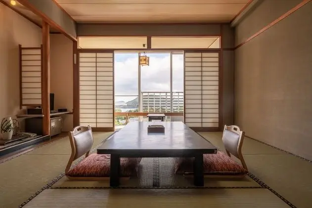 Traditional Oda, Sigara İçilmez, Koy Manzaralı (Japanese Style, Wi-Fi)