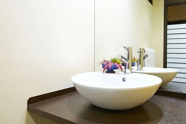 Ev (Vacation Rental, Whole)