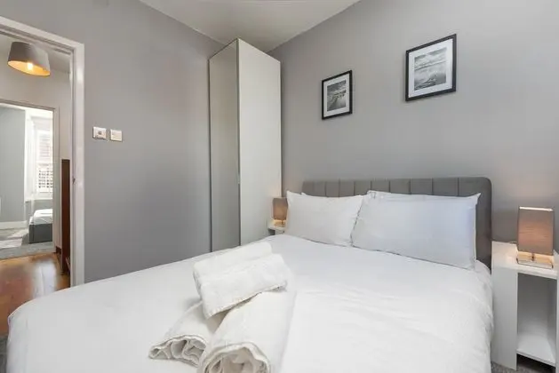 Ev (2 Bedrooms)