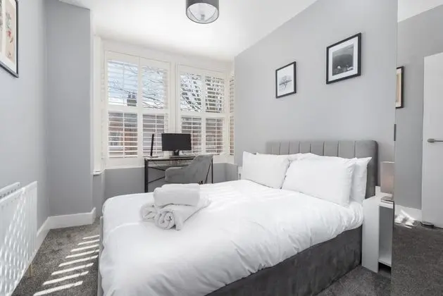 Ev (2 Bedrooms)