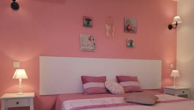 Tek Büyük veya İki Ayrı Yataklı Oda, Özel Banyo (True Love)