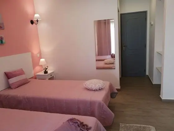Tek Büyük veya İki Ayrı Yataklı Oda, Özel Banyo (True Love)