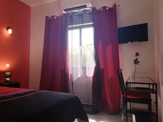Tek Büyük Yataklı Oda, Özel Banyo (Passion)