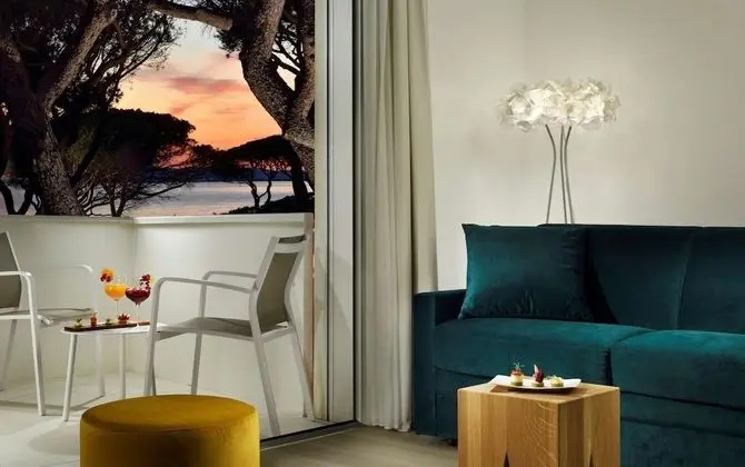 Junior Suite, Balcony and Sea View