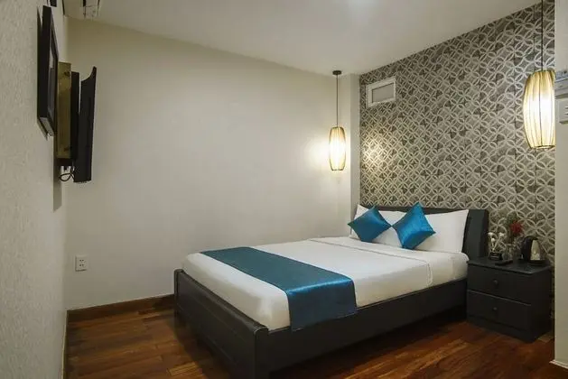 Superior Tek Büyük veya İki Ayrı Yataklı Oda