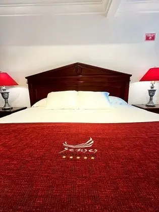 Tek Büyük Yataklı Oda, 1 Büyük (Queen) Boy Yatak