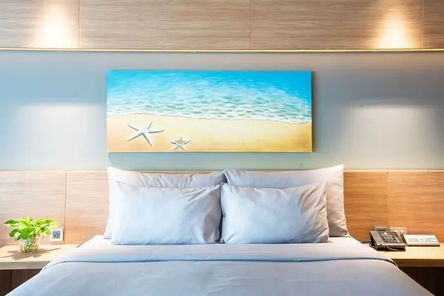 Deluxe Sea View Pool Access Room