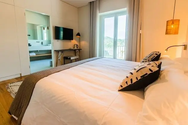 Tek Büyük veya İki Ayrı Yataklı Oda, Resort Manzaralı