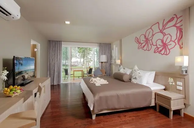 Deluxe Bungalow (Adults Only)