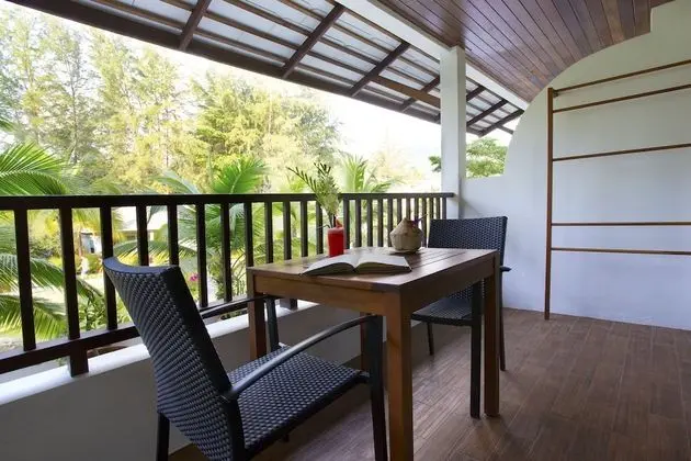 Deluxe Bungalow (Adults Only)