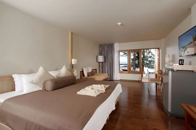 Deluxe Bungalow, Beachfront (Adults Only)