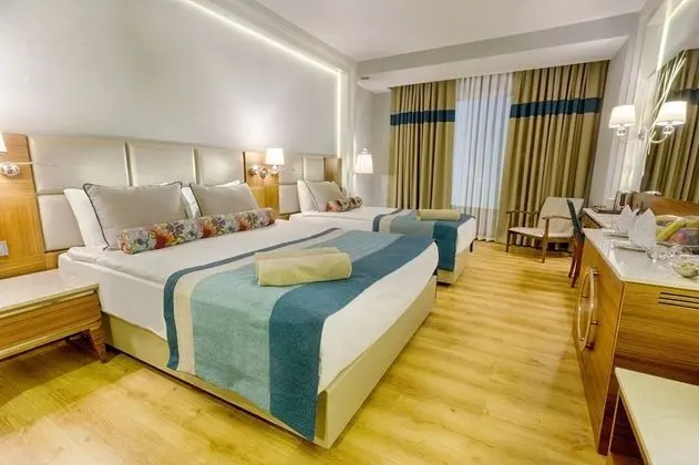Standard Üç Kişilik Oda, Dağ Manzaralı