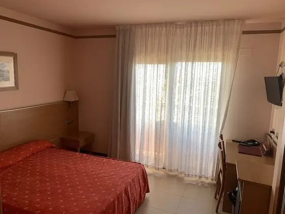 Tek Büyük Yataklı Oda, Deniz Manzaralı