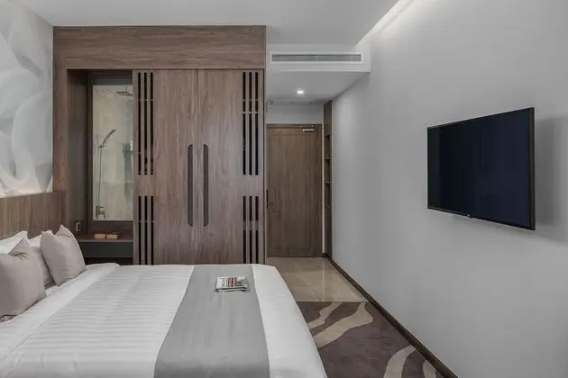 Premium Tek Büyük Yataklı Oda