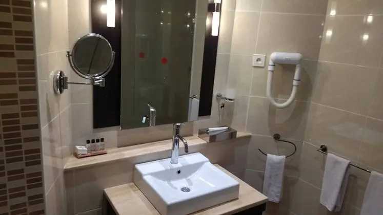 Tek Büyük Yataklı Oda, Deniz Manzaralı