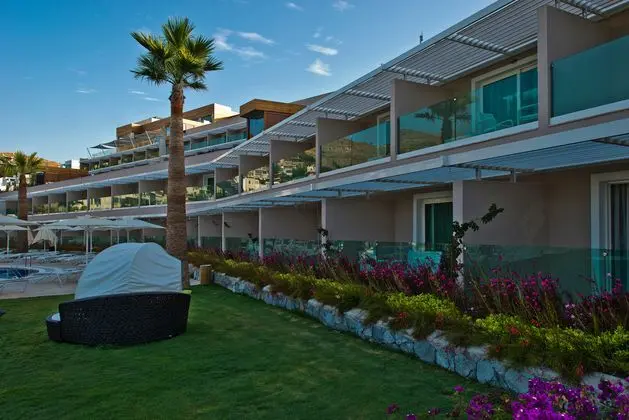 https://images.etstur.com/imgproxy/resize/2560x1440/files/images/hotelImages/etsrooms/595/Sentido_Bellazure_20250219120425_2.jpg