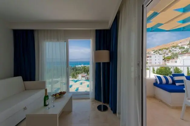 https://imagessl.etstur.com/files/images/hotelImages/test/TR/51165/l/Family-Suit--2-.jpg