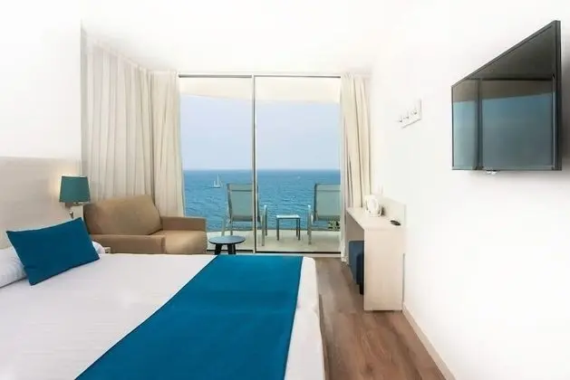 Sea View Double Room Grand Corner Terrace (2 Adults)