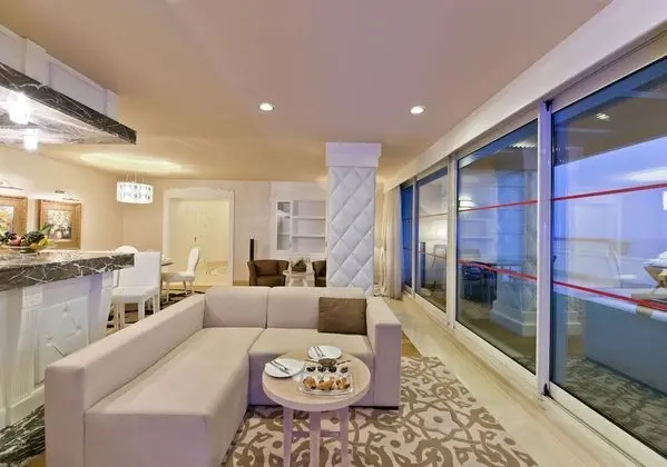 Premium Suite (Jacuzzi)