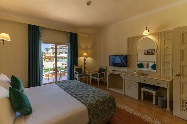 Family Suite Pool View