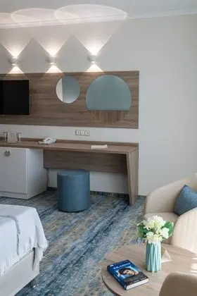 Superior Tek Büyük veya İki Ayrı Yataklı Oda, Balkon, Deniz Manzaralı