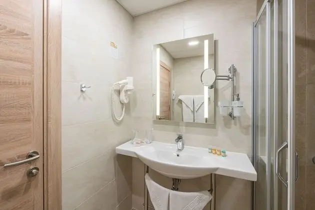 Superior Tek Büyük veya İki Ayrı Yataklı Oda, Balkon, Deniz Manzaralı