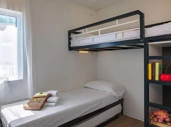 Lodge Deluxe - MD (Deluxe Mobile Home)