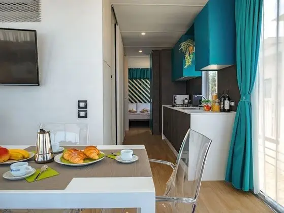 Lodge Deluxe - MD (Deluxe Mobile Home)