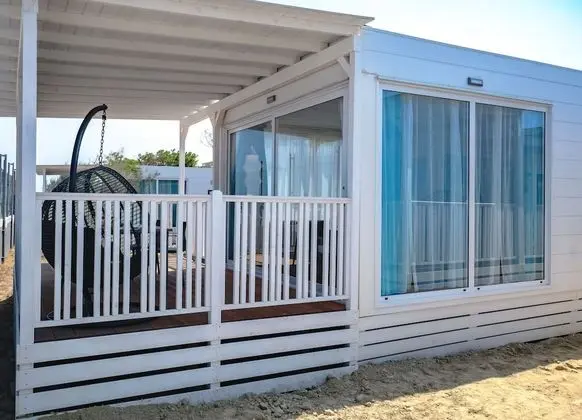 Lodge Deluxe - MD (Deluxe Mobile Home)