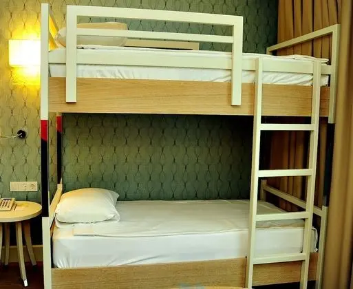 Family Room, Bunk Bed