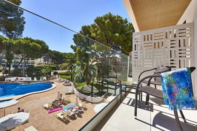 Büyük Yataklı Tek Kişilik Oda, Balkon