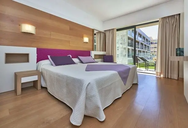 Tek Büyük Yataklı Oda, Balkon