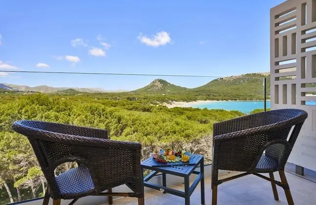 Tek Büyük Yataklı Oda, Balkon, Deniz Manzaralı