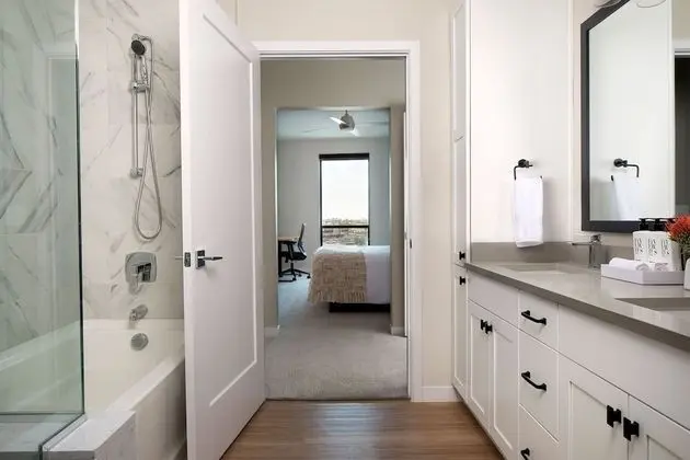Apart Daire, 2 Yatak Odası (Designer Furnished Apartment)