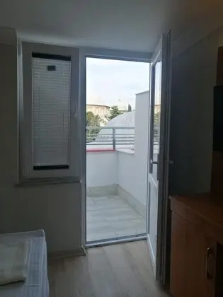 Deluxe Oda-Balkonlu, Simge Yapı Manzaralı, Balkonlu