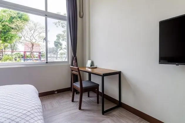 Dört Kişilik Oda, Bahçe Manzaralı