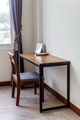 Dört Kişilik Oda, Bahçe Manzaralı