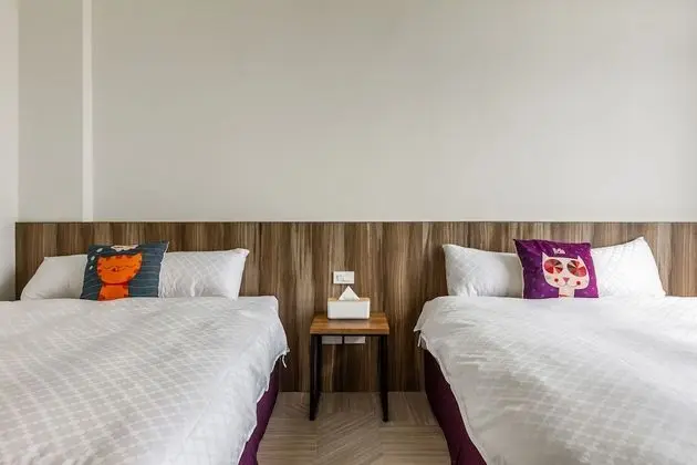 Dört Kişilik Oda, Balkon, Bahçe Manzaralı