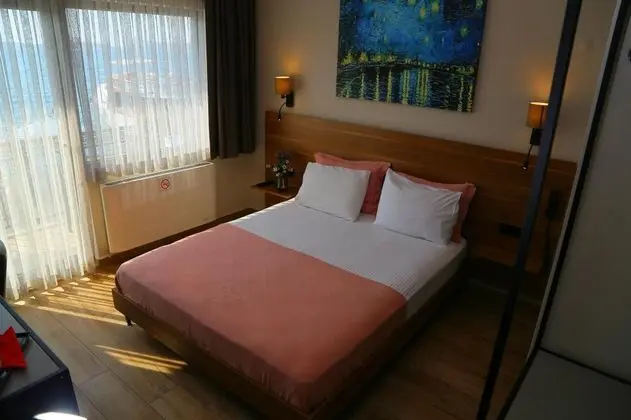 Standart Oda, Deniz Manzaralı, Balkonlu