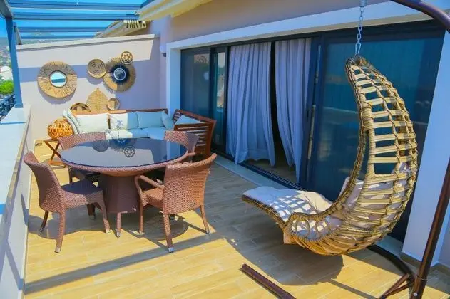 Suite, Deniz Manzaralı, Teraslı