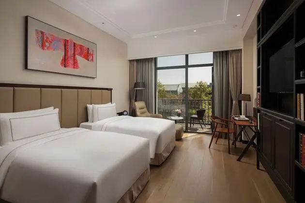 Executive Oda, Balkon, Bahçe Manzaralı
