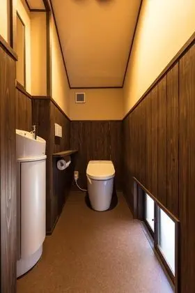 Sıra Ev (Kitamachi 101)