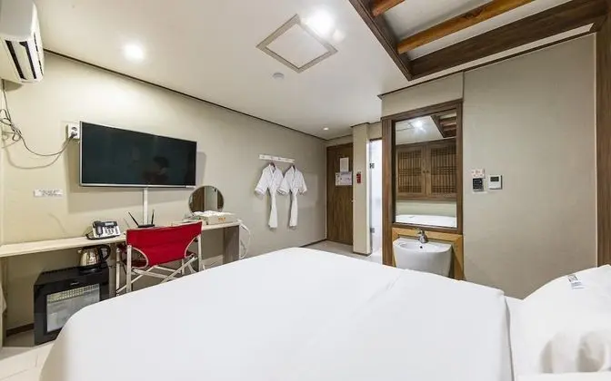 Oda (Semi-Suite Room (Ocean View))