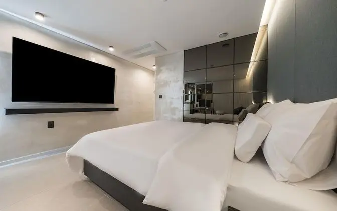 Oda (SUITE (Rinaldi bed in Italy high-spec)