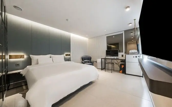 Oda (SUITE (Rinaldi bed in Italy high-spec)