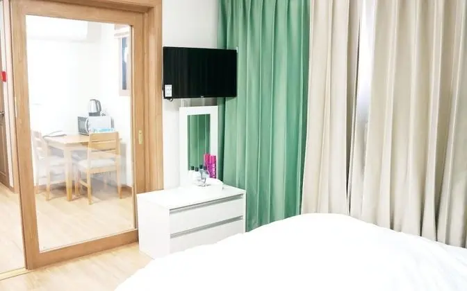 Oda (Sleeping room - parking available (15)