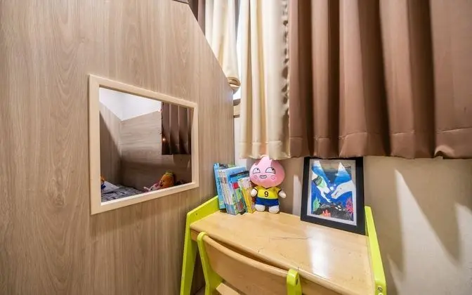 Oda (Family (Kids Room))