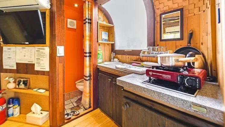 Basic Oda, 1 Yatak Odası (mini caravan c8)