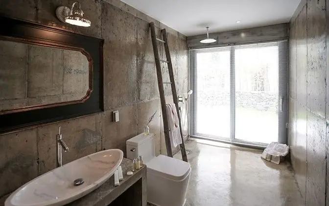Oda (Urban Chic (Unshared House Jacuzzi))